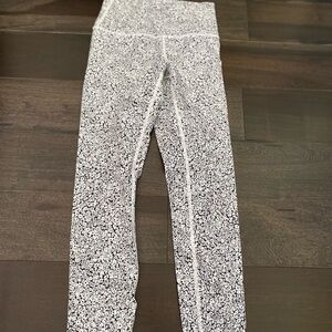 Lululemon leggings cute print